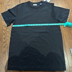 Burberry women T shirt size small